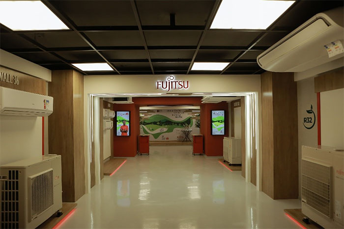 Centro de treinamento Fujitsu na Poloar STR