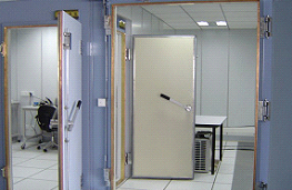 Photo(Shield room for EMC related test)